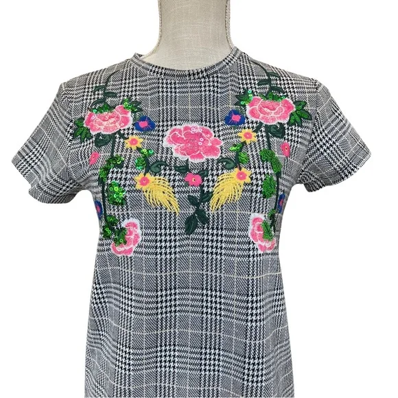 Zara Black and White Plaid Sheath Dress Short Sleeve Crew Neck Sequin Flowers - Picture 4 of 13